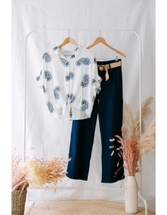 Pantalón elástico con cinto...