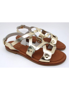 Sandalia plana tiras...
