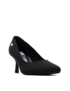 Salón stiletto negro XTI