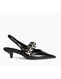 Salón destalonado con...