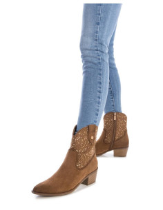 Botín tejano piedras camel XTI